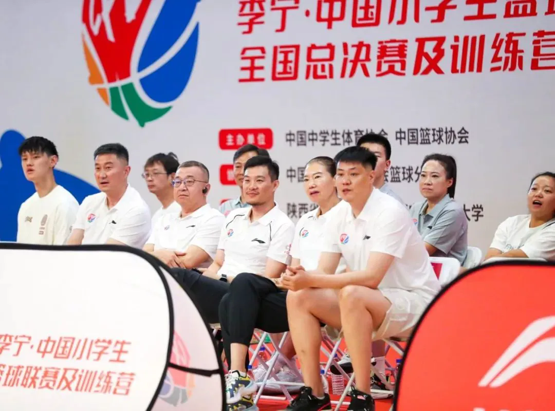老年篮球爱好者的防守训练指南_2